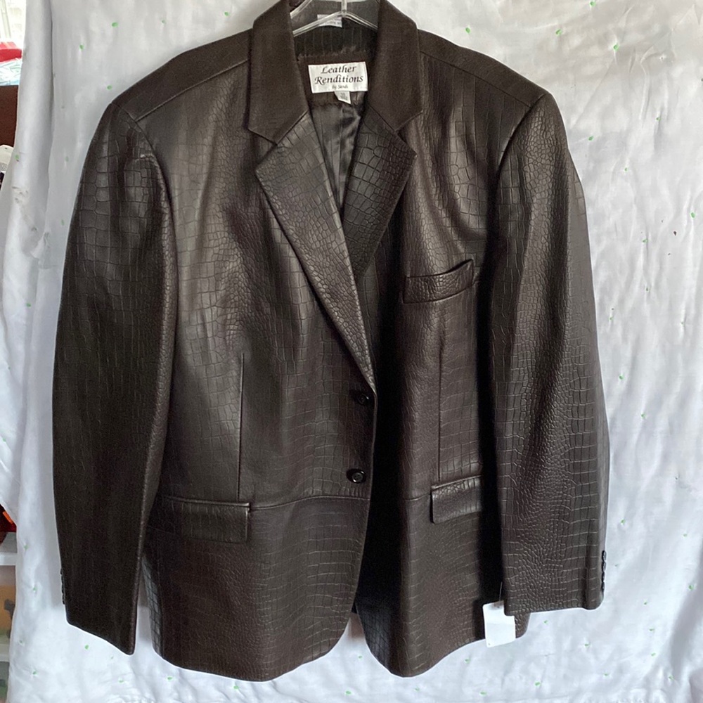 Embossed Lambs Leather by Leather Renditions by Sandi brown jacket GORGEOUS!